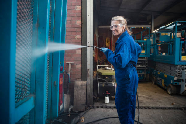 Pressure Washing Contractors in Newton, MS